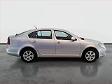 Škoda Octavia (2010) 1.6 TDI, po STK, Tažné - náhled 6