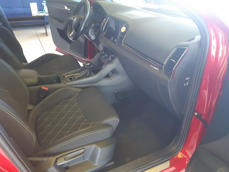 Škoda Karoq 2.0 TDI 4x4 SPORTLINE          - fotka 25 z 26
