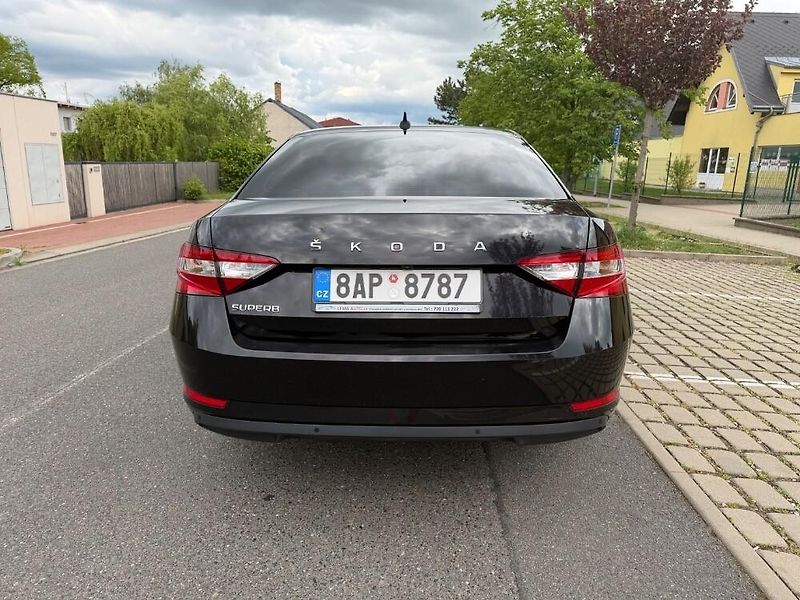 Škoda Superb (2020) 2.0 /110kW - fotka 4 z 19