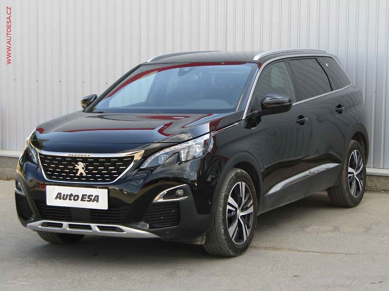Peugeot 5008 (2019) 1.2 PT, GT Line, LED, navi - fotka 3 z 23