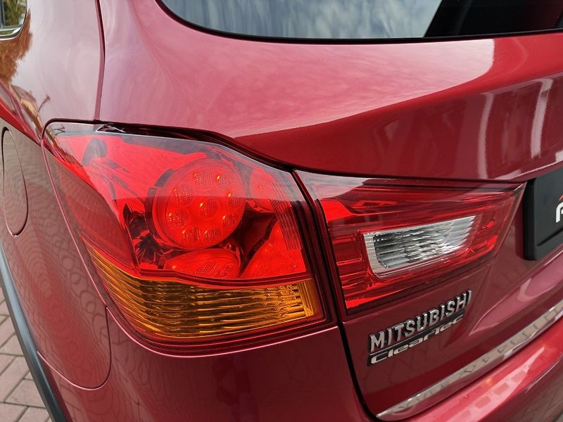 Mitsubishi ASX (2017) 1.6i Mivec  Xenony Navi Kamera - fotka 42 z 50