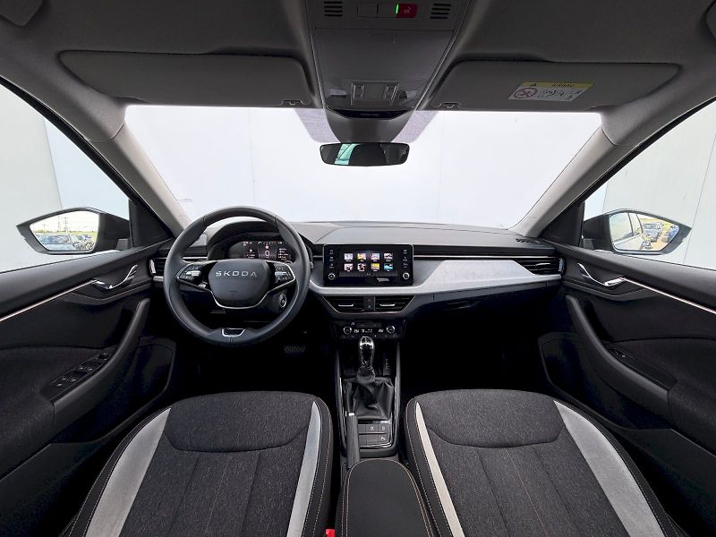 Škoda Kamiq (2025) 1.0 TSI 85kW DSG Top Selection - fotka 9 z 35