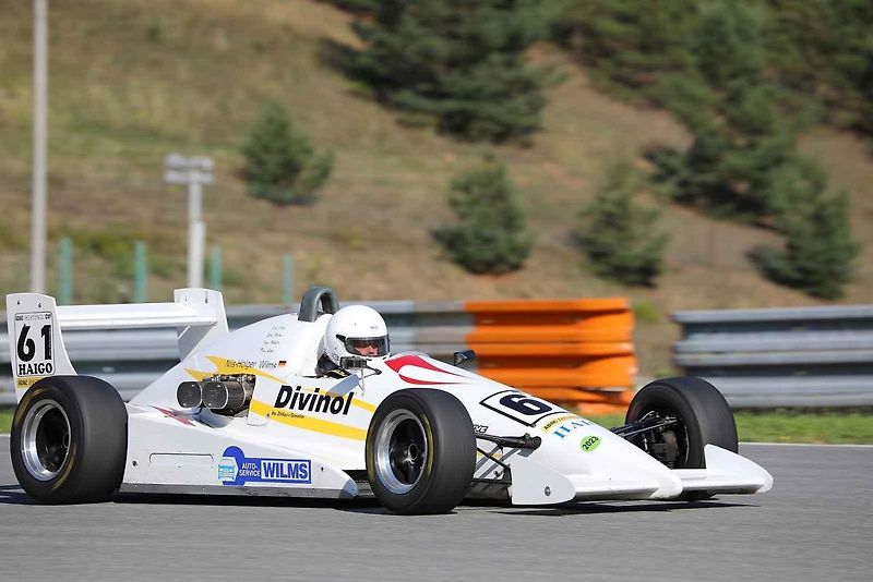 Druhý zářijový víkend patřil na Automotodromu Brno tradiční události Masaryk Racing Days.