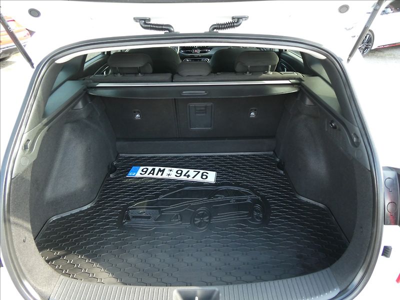 Hyundai i30 1,0 T-GDi 88kW Smart,ČR,naviga - fotka 18 z 43