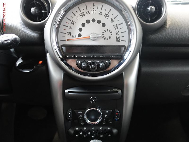 Mini Countryman (2012) 1.6i, ČR, AT, AC - fotka 13 z 17