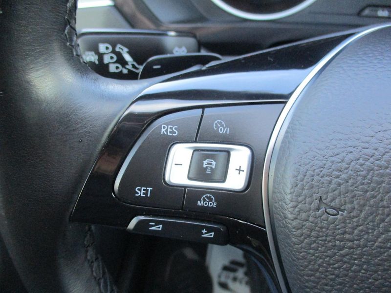 Volkswagen Tiguan 2.0TDi*4x4*7DSG*NAVI*T.ZAŘ - fotka 24 z 51