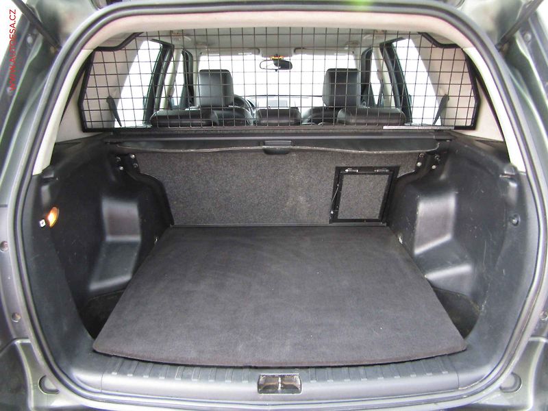 Land Rover Freelander (2007) 2.2 TDi, ČR - fotka 7 z 16