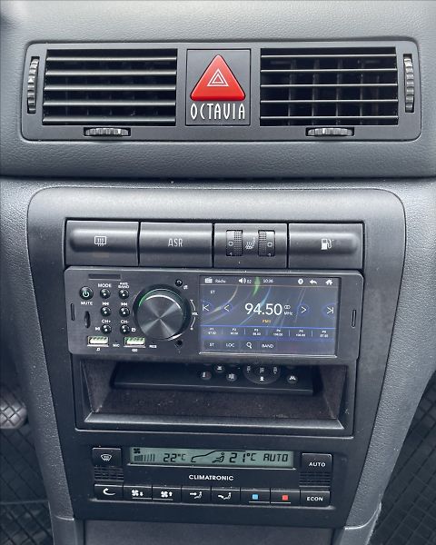 Škoda Octavia 1,9 tdi 66kw Amb. 1.majitel - fotka 14 z 25