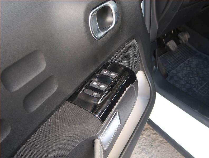 Citroën C3 (2021) 1.2 PureTech, Serv.kniha - fotka 16 z 17