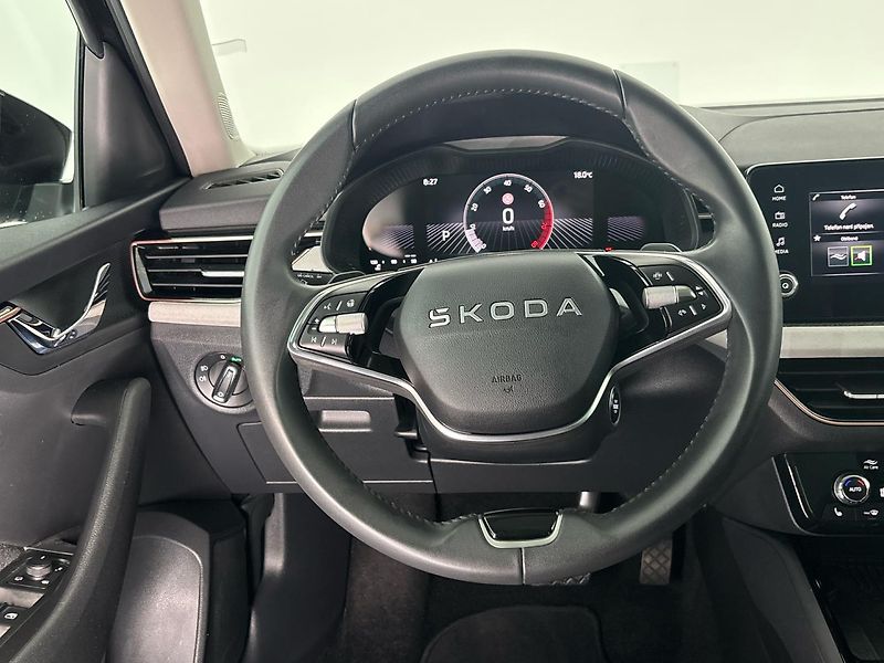 Škoda Kamiq Top Selection DSG - fotka 18 z 29