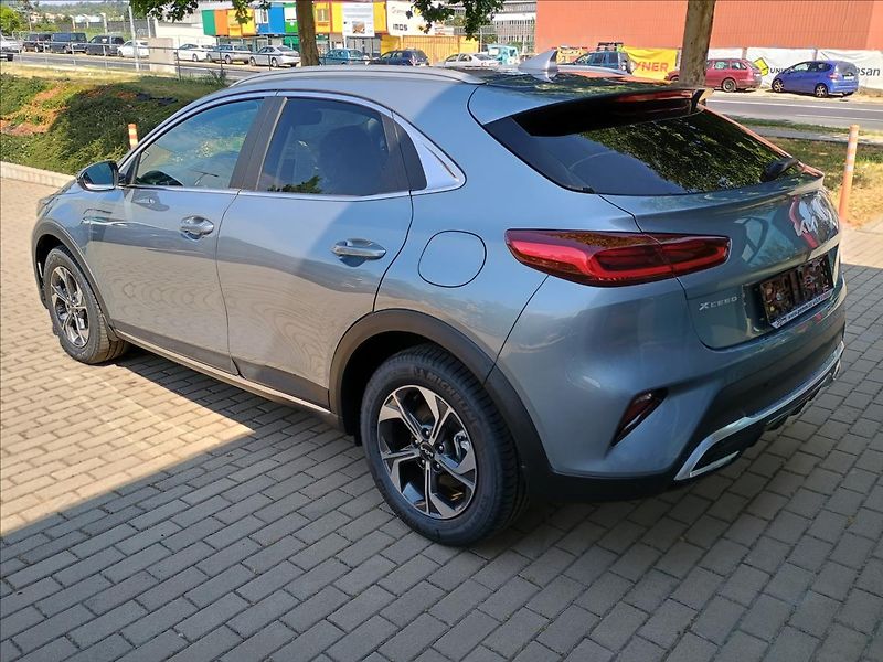 Kia XCeed (2026) 1.6 T-GDi GPF 7DCT EXCLUSIVE 1 - fotka 3 z 7