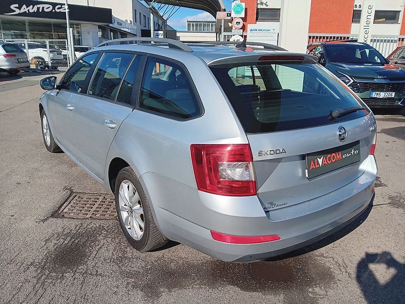Škoda Octavia 1.6 TDI 81kW - fotka 8 z 27
