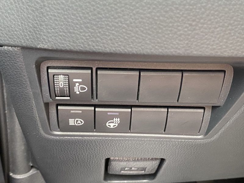 Toyota GR Yaris 1.6iT, Sport, manual, 4x4, DPH - fotka 27 z 29