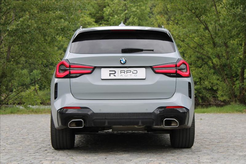 BMW X3 20d xDrive/M-Paket/Tažné - fotka 9 z 39