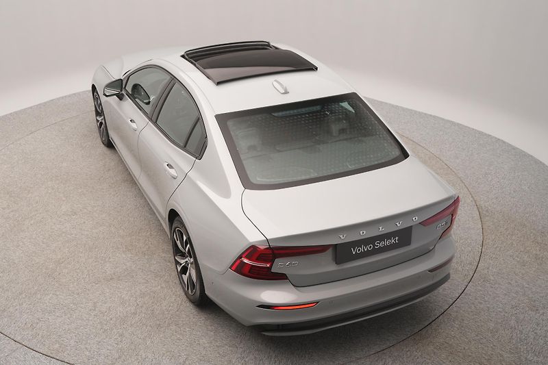 Volvo S60 B5 AWD ULTIMATE CZ 1.maj - fotka 15 z 48
