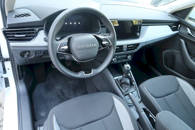 Škoda Kamiq (2025) Selection 1.0 TSI 85 kW - fotka 7 z 29