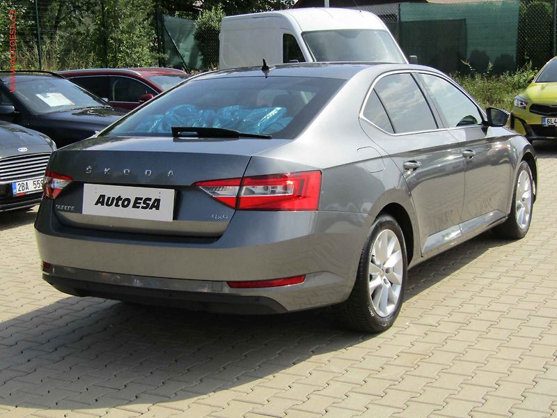 Škoda Superb (2022) 2.0TDi 4x4, ČR, DSG, navi - fotka 4 z 18