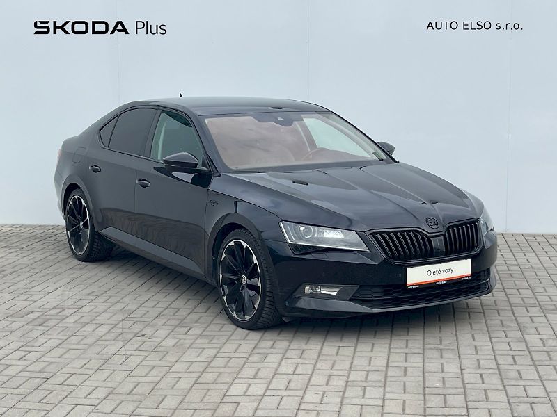 Škoda Superb (2018) 2.0 TDI / 140 kW DSG 4x4 L&K - fotka 27 z 30