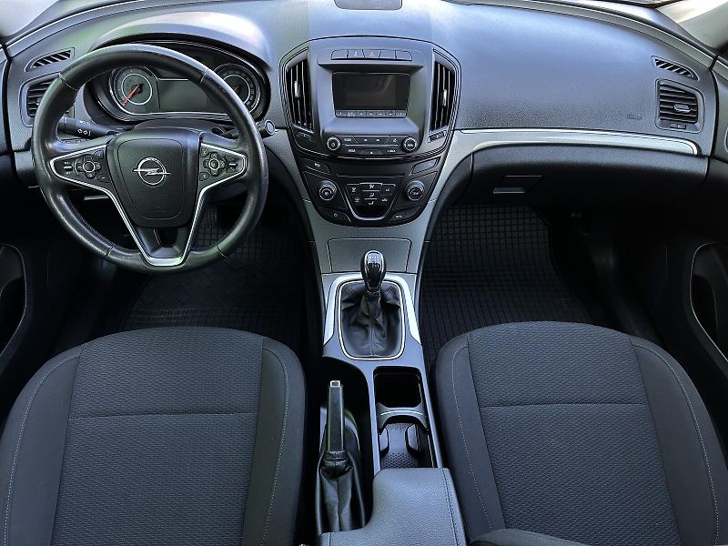 Opel Insignia 2.0CDTi 140PS Bluetooth USB CD - fotka 26 z 31