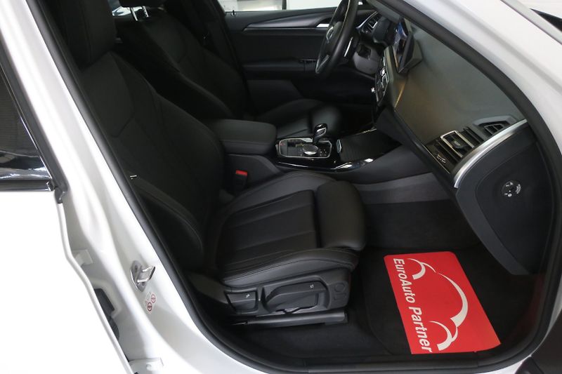 BMW X3 (2022) M Sport xDrive 20d, Nez. top. - fotka 35 z 48