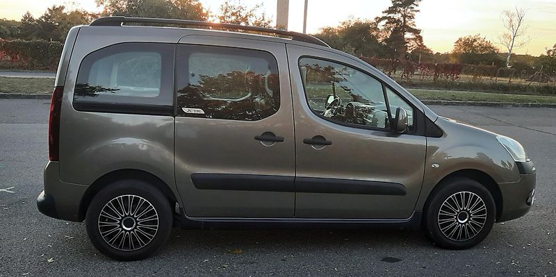 Citroën Berlingo (2015) CitroënBerlingoXTR1.6 HDi 84kW - fotka 5 z 12