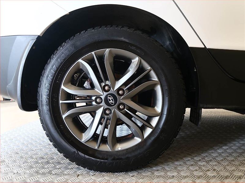 Hyundai ix35 (2015) 1.7 CRDi, Serv.kniha, Tempomat - fotka 14 z 14