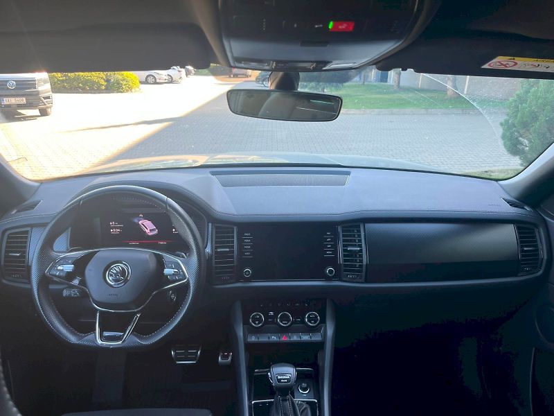 Škoda Kodiaq (2023) SPORTLINE 2.0TSI 140KW 4x4 DSG - fotka 28 z 28