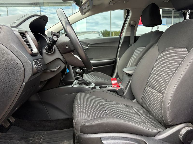 Kia Ceed - fotka 6 z 10