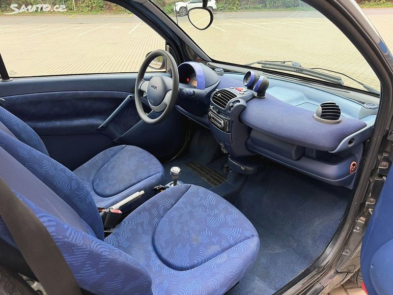 Smart Fortwo (2000) 0.6i, 40kw Automat - fotka 9 z 14