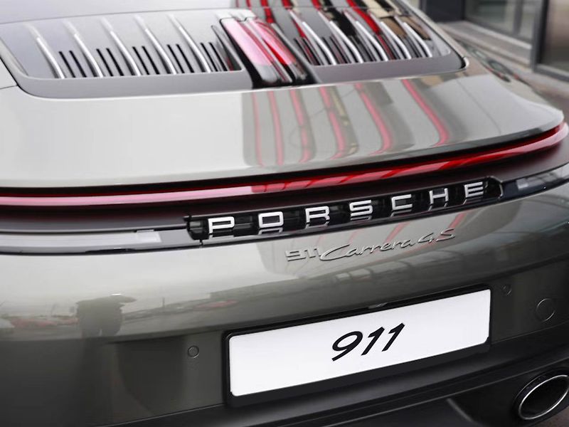 Porsche 911 Carrera 4S Lift Chrono BOSE - fotka 6 z 21
