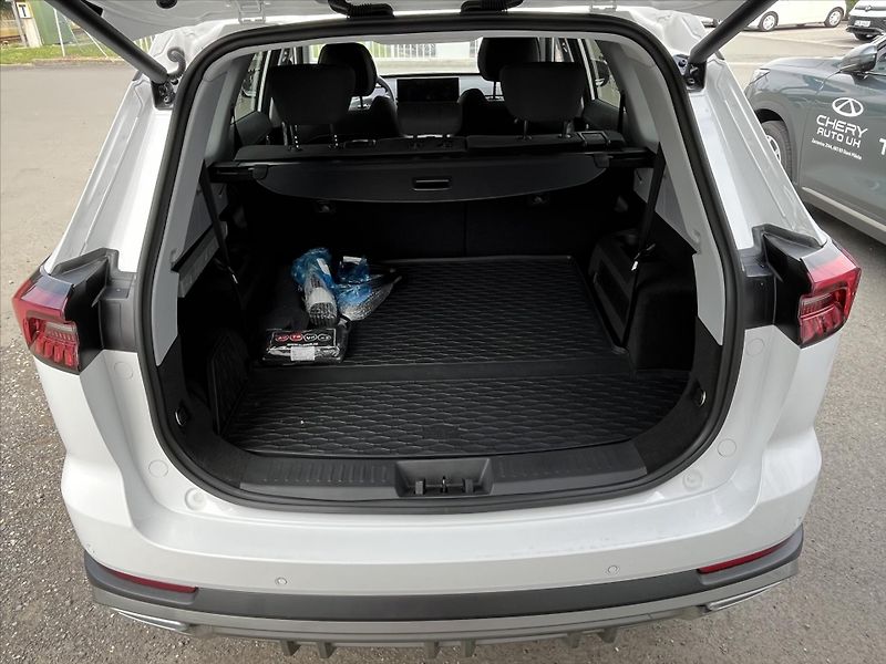 Chery Tiggo 8 PHEV (2025) 1,5   Unique - fotka 11 z 11