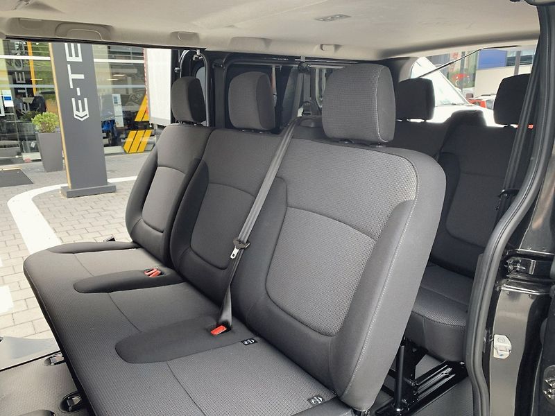 Renault Trafic (2026) L2 Equilibre dCi 170 AUT. Comb - fotka 12 z 23