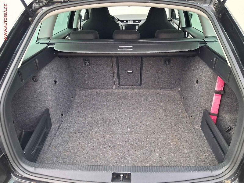 Škoda Octavia (2015) 1.6 TDi, Sport, DSG - fotka 7 z 17