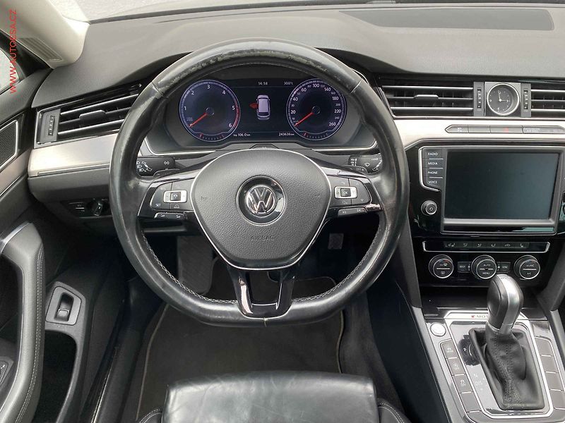 Volkswagen Passat (2014) 2.0 TDI 4Motion, ČR - fotka 11 z 19