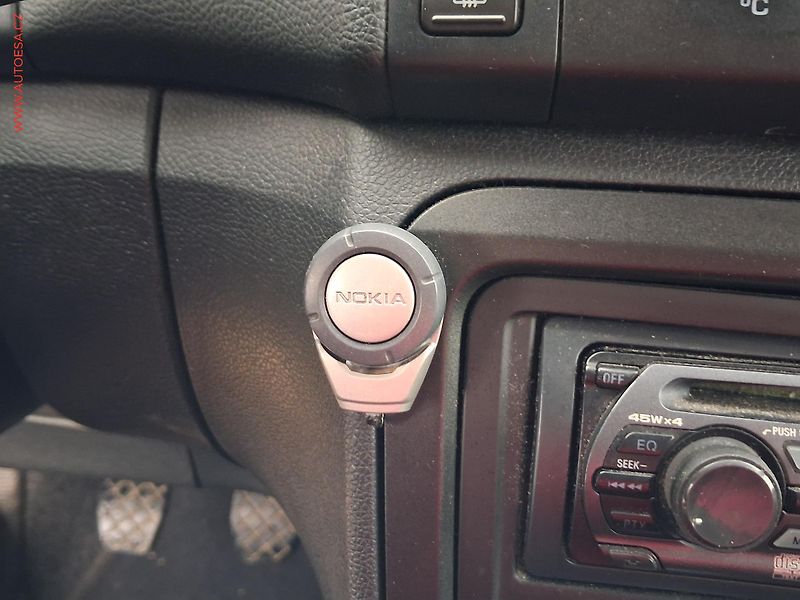 Škoda Fabia (2007) 1.2 12V, ČR, AC - fotka 14 z 16