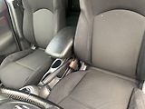 Nissan Juke (2010) 1.6i, AC, tempo - náhled 9
