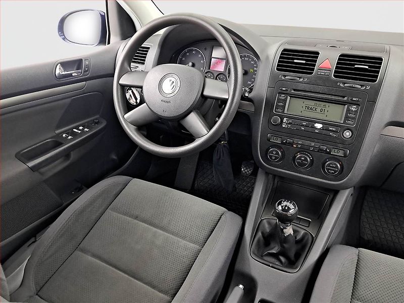 Volkswagen Golf (2005) 1.6, po STK, Tažné, Klima - fotka 7 z 13