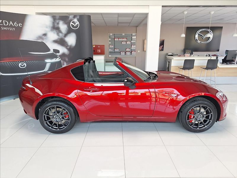 Mazda MX-5 (2026) 1.5 2RF G 132k 6MT RWD Homura - fotka 3 z 13