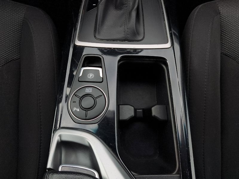Hyundai i40 (2015) 1.7 CRDi 100kW, A/T, ČR, 1. Ma - fotka 20 z 26