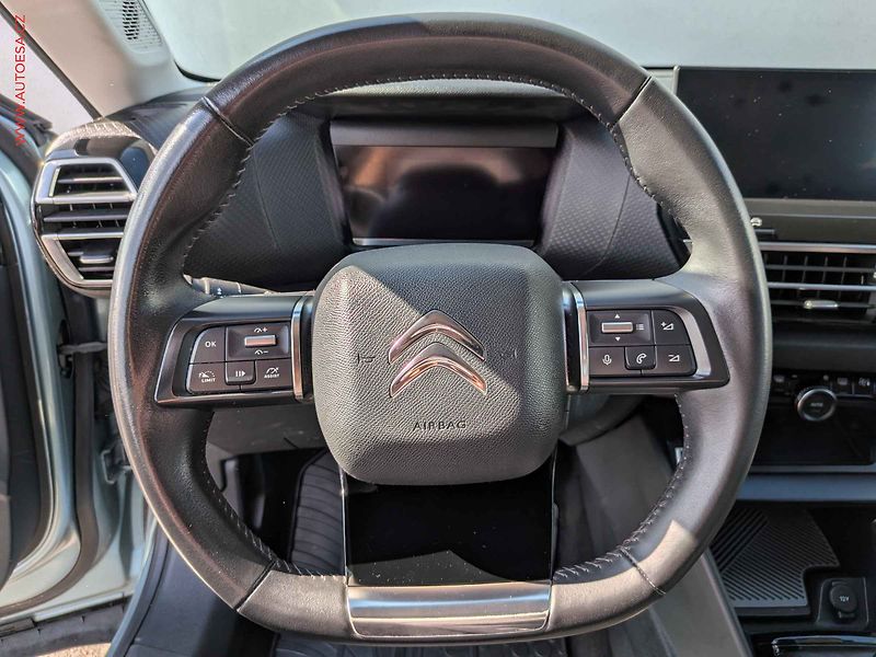 Citroën C4 (2021) 1.2 PT, 1.maj,ČR, LED - fotka 13 z 18