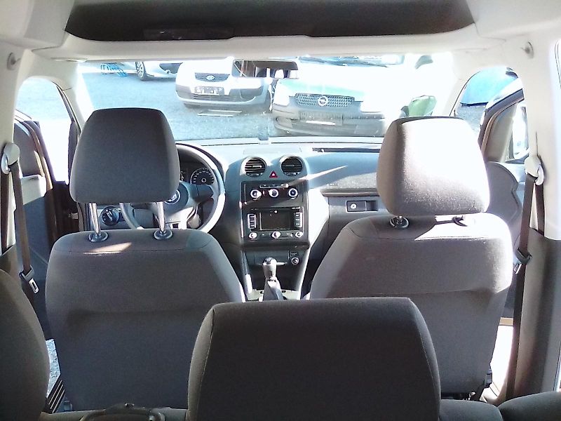 Volkswagen Caddy (2012) 1.2 TSi / 77KW, nové rozvody - fotka 28 z 37