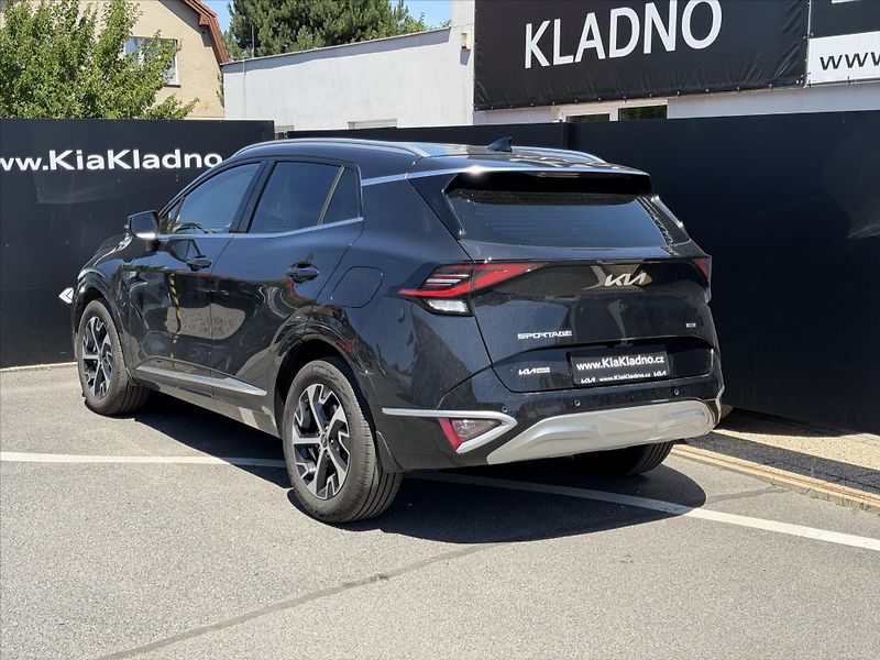 Kia Sportage 1,6 T-GDi 4x4 HEV 6AT TOP - fotka 4 z 9