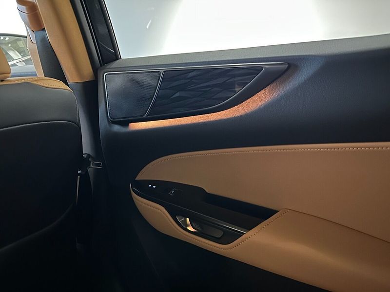 Lexus NX 350h 350h 2.5 HEV PRESTIGE - fotka 7 z 7