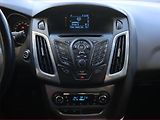 Ford Focus (2013) 1.6 TDCi, Serv.kniha, nová STK - náhled 12