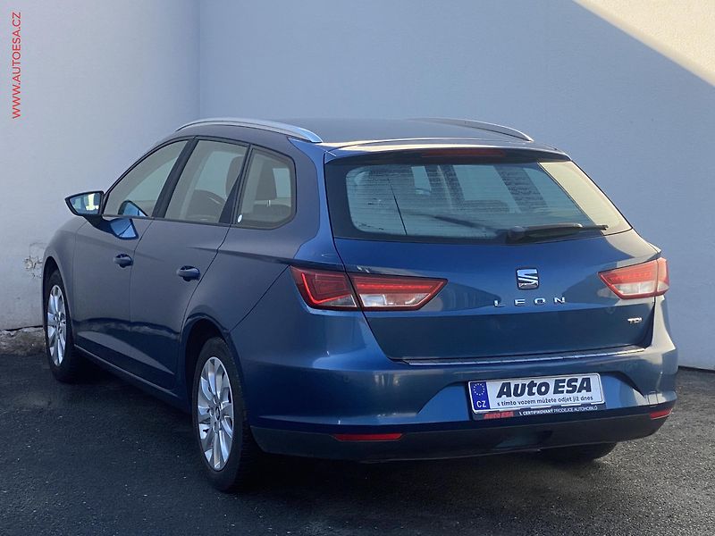 Seat Leon (2014) 2.0TDi, Style, DSG, LED - fotka 6 z 18