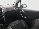 Peugeot 2008 (2018) Allure 1.2 PureTech - náhled 8