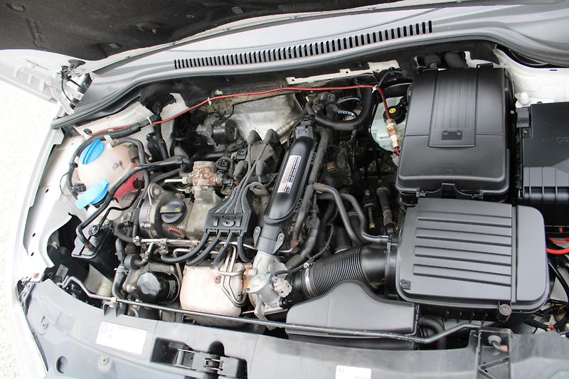 Seat Leon (2011) 1,2TSI KLIMA EL.OKNA TEMPOMAT - fotka 16 z 19