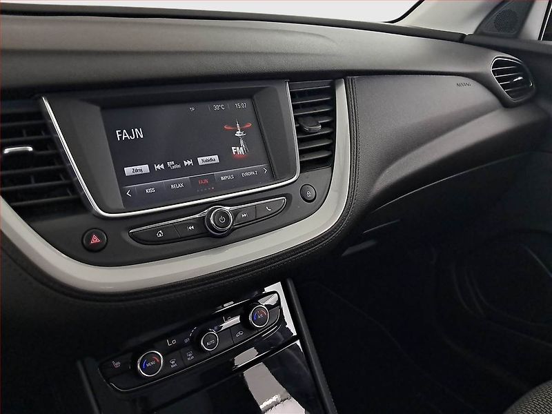 Opel Grandland X (2019) 1.2 Turbo, Serv.kniha - fotka 12 z 20