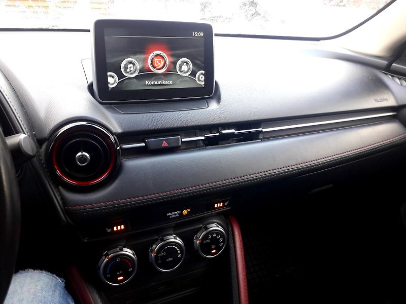 Mazda CX-3 (2017) - fotka 13 z 23