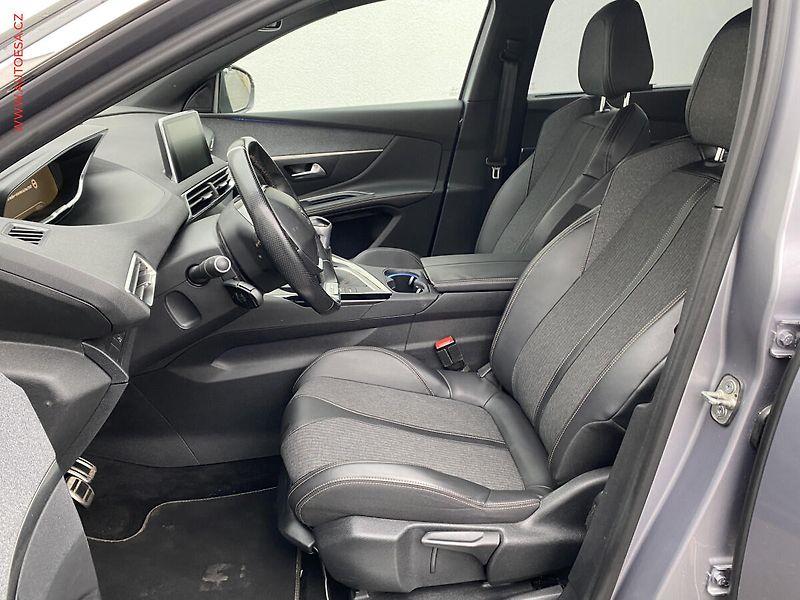 Peugeot 5008 (2018) 1.5 HDi, GT Line - fotka 9 z 18